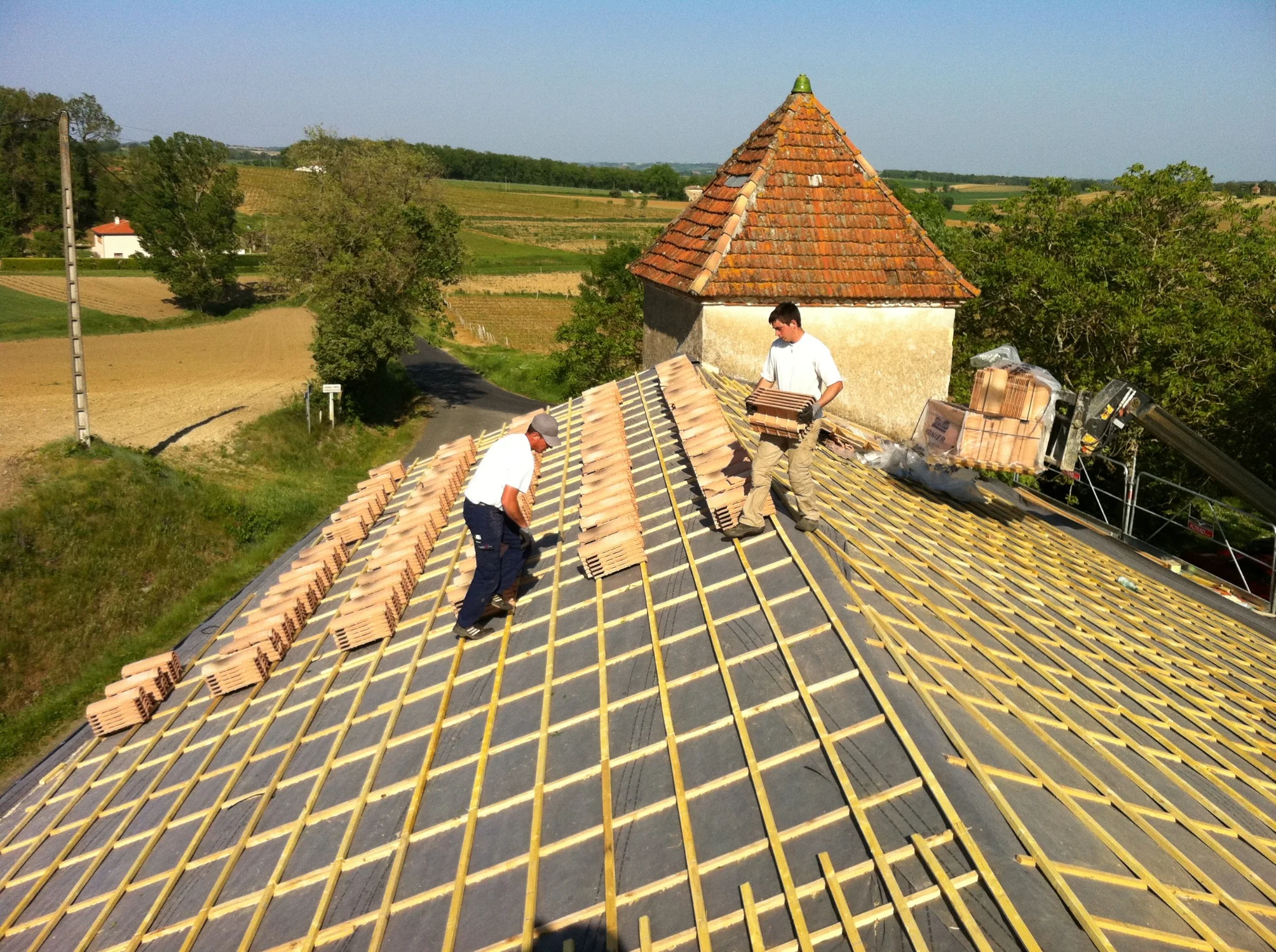 artisans-couvreurs-renovation-toiture-senouillac