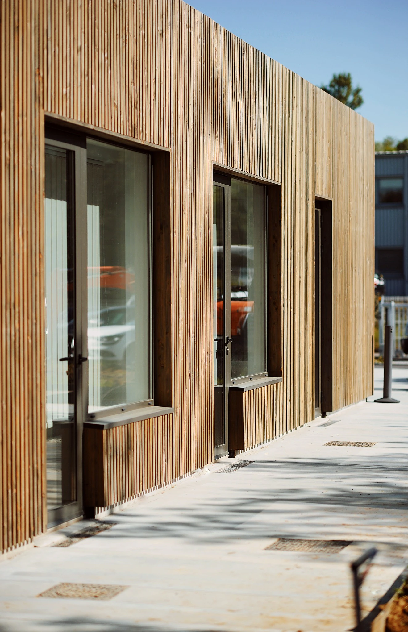 bardage-bois-facade-batiment-blick-freres-gaillac