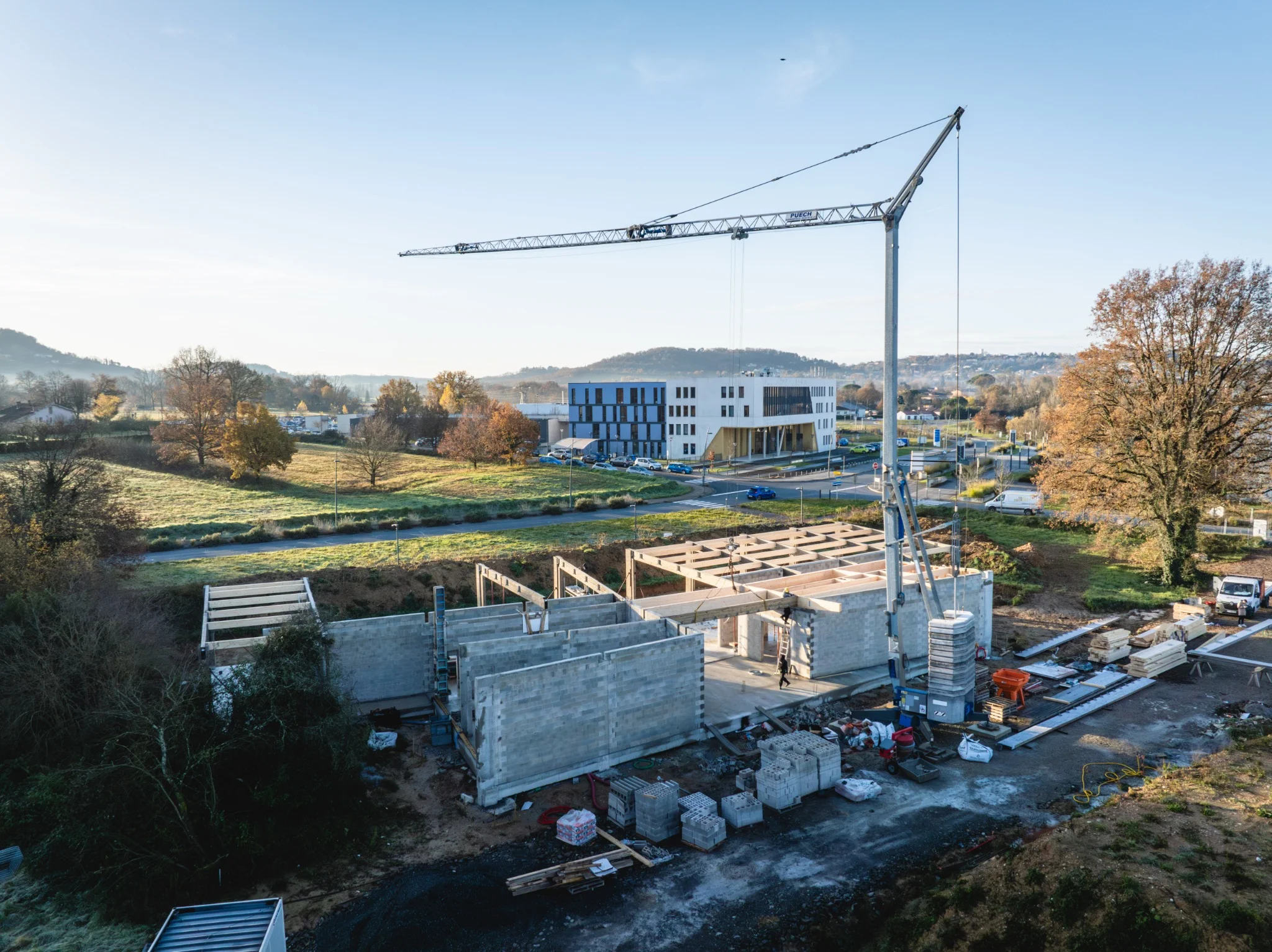 chantier-cabanel-charpente-bois-grue-vue-generale