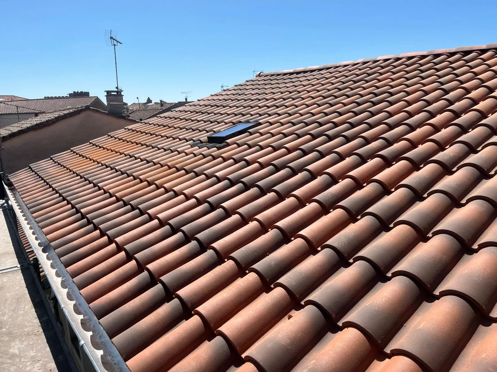 Réfection de toiture tuiles mécaniques et zinguerie à Gaillac (Tarn)